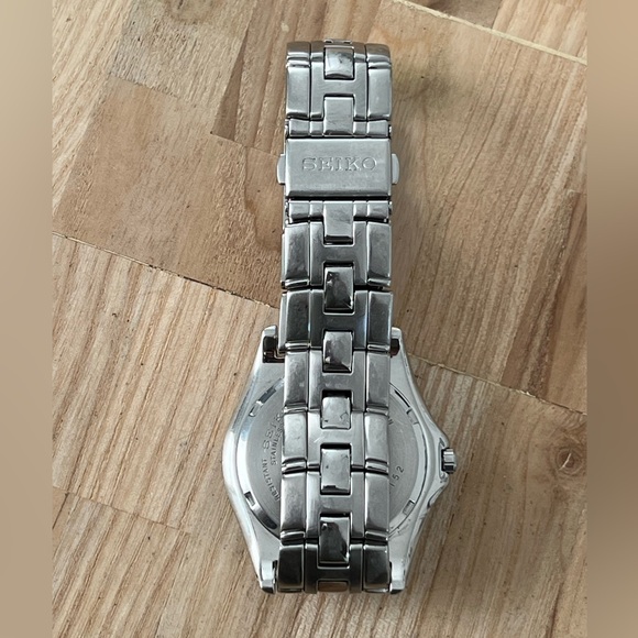 Seiko Kinetic Automatic Vintage Men’s Watch Black Dial Stainless Bracelet Date - Picture 14 of 16